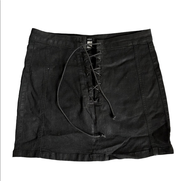 BDG Black Denim Lace Mini Skirt - Picture 2 of 3